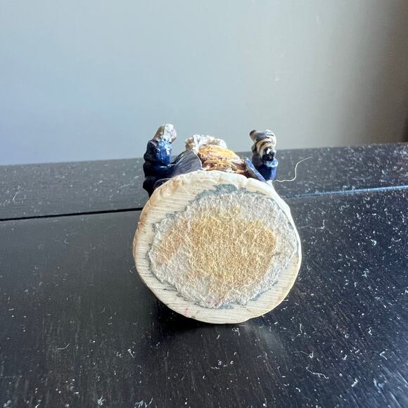 Vintage 1989 Folkraft Admiral Walrus, Citizens Of Londonshire Figurine 2.5 in - Picture 2 of 6